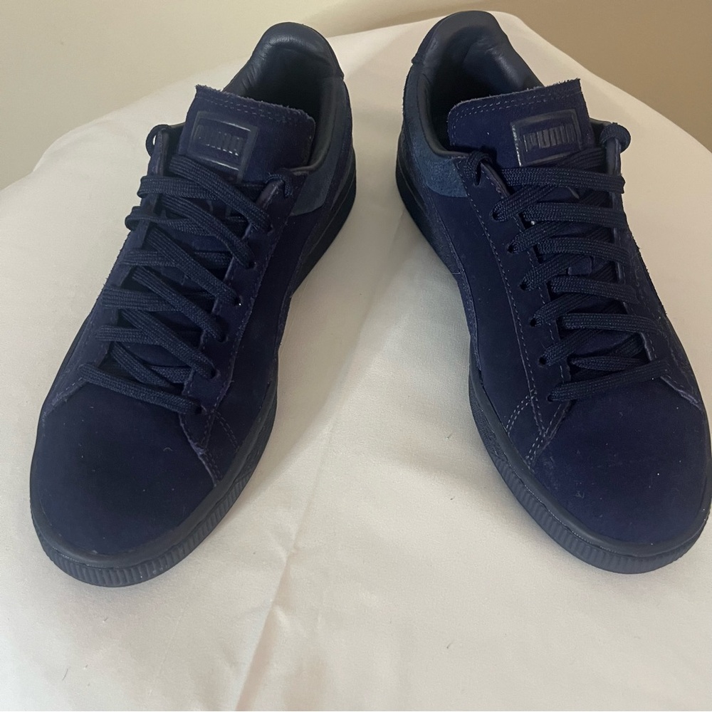 Puma Suede Classic Emboss Navy “Peacoat” Low Top Lace Up Sneakers Big Kid 5.5 - Picture 3 of 12
